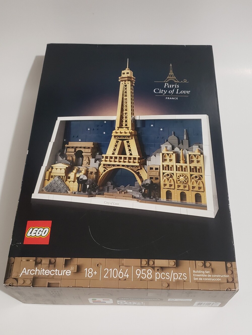 LEGO Architecture 21064 Paris City of Love Eiffel Tower France 958 Pieces New